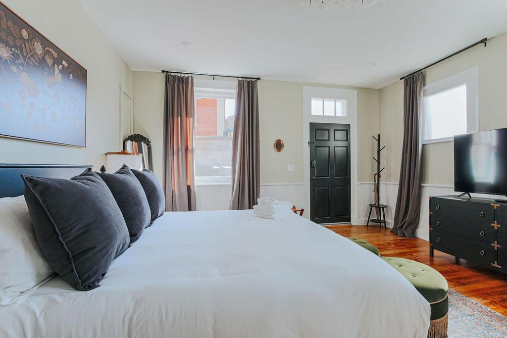 Barristers Row Hotel Staunton Eksteriør billede